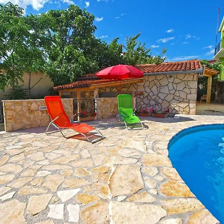Apartment Fuer 6 Personen Ca 90 Qm In Pula, Istrien Istrische Riviera